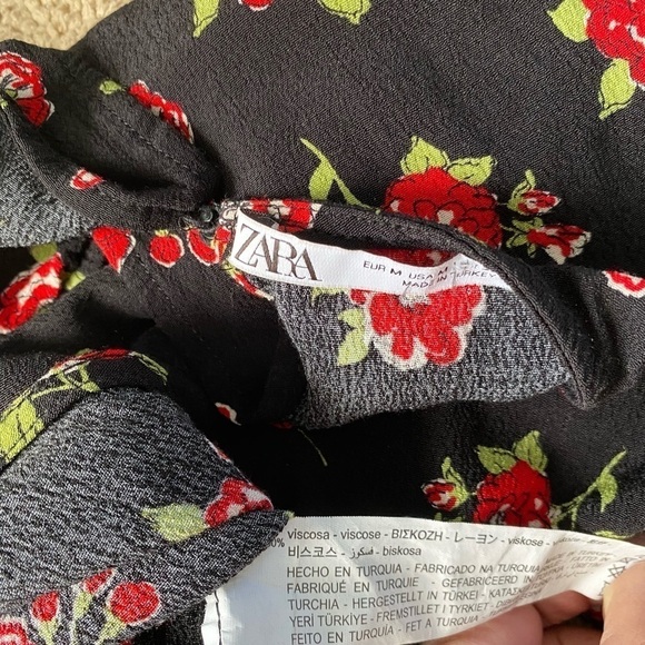 Zara Crop Top, Black/Red floral, Medium Y2K - Picture 8 of 13
